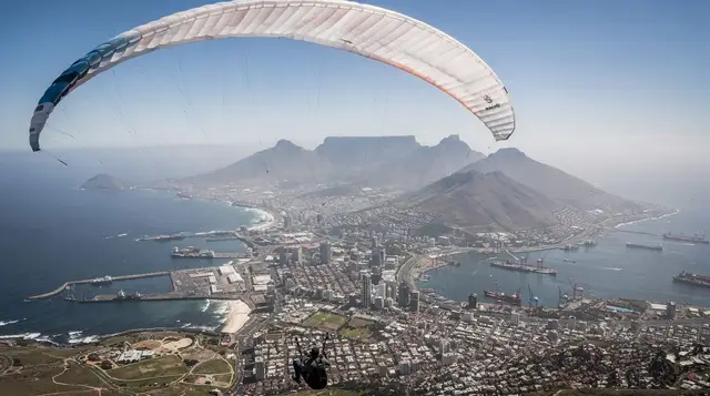 Paragliding off Signal Hill